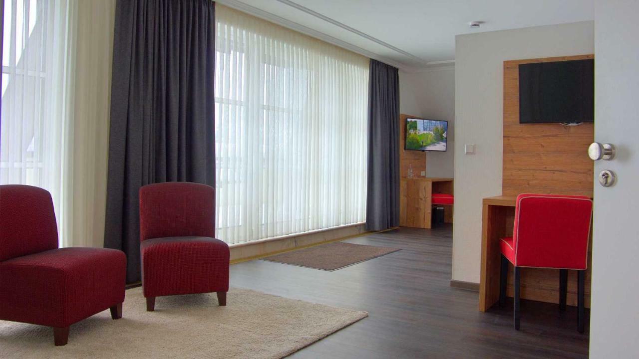Hotel Kammerer St. Georgen im Schwarzwald Bagian luar foto