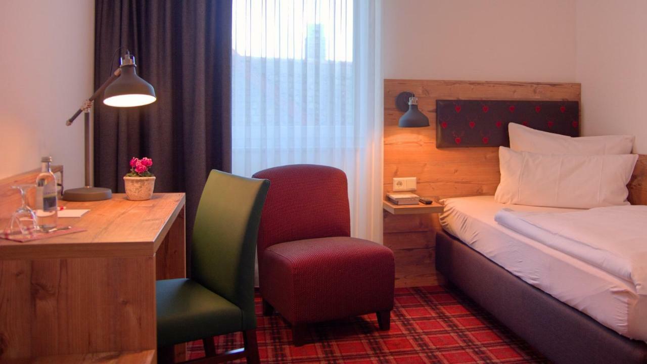 Hotel Kammerer St. Georgen im Schwarzwald Bagian luar foto